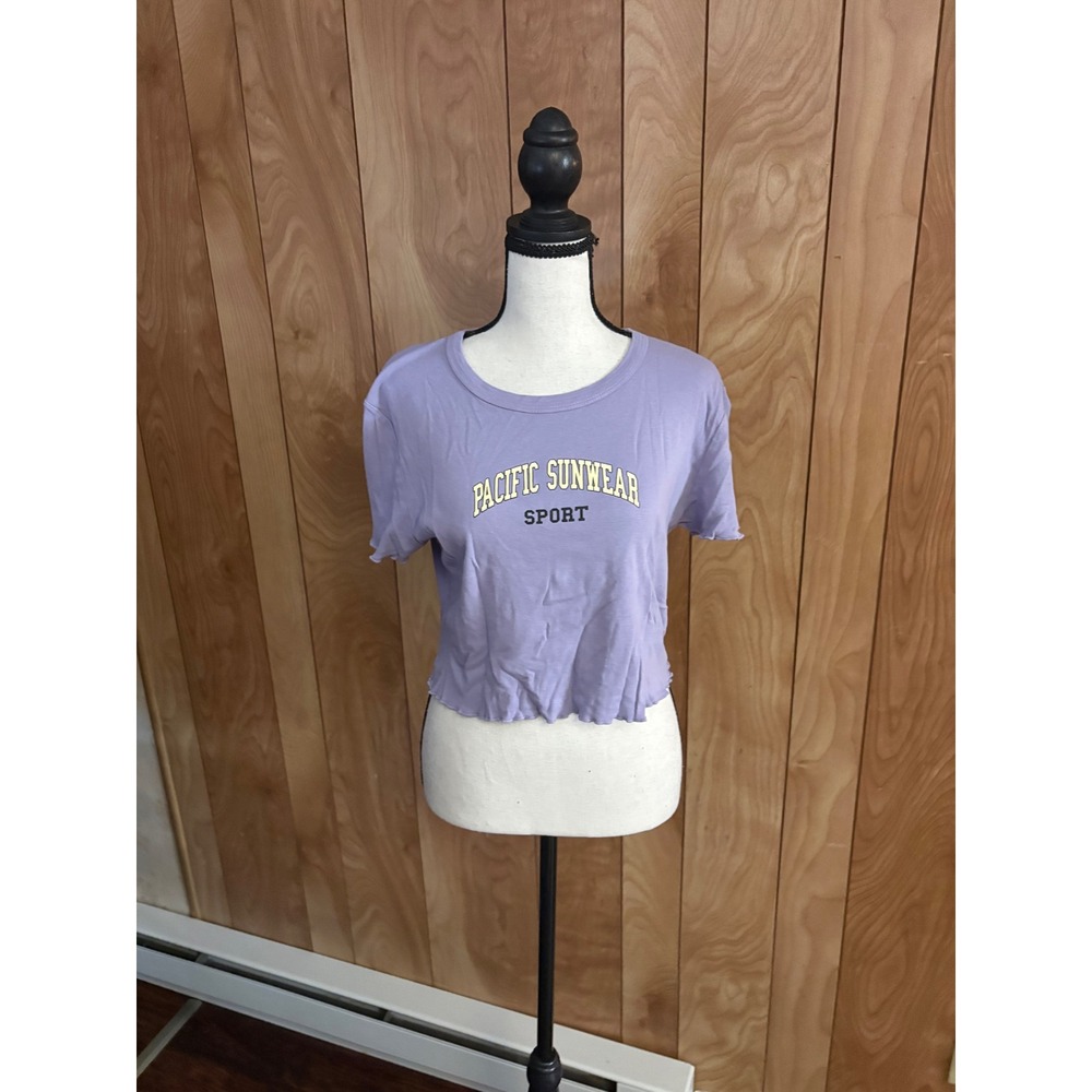 PacSun Sport Women Purple Graphic Cropped Tee Lettuce Hem Size L NWT